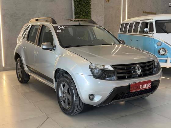 RENAULT DUSTER 2.0 DYNAMIQUE 4X2 16V FLEX 4P AUTOMÁTICO